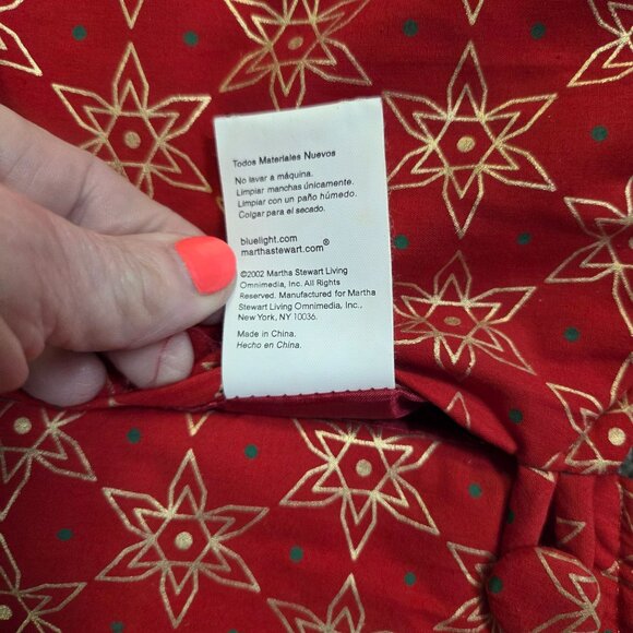 Martha Stewart Red & Gold Star Christmas Tree Skirt 48" Reversible - Picture 7 of 7